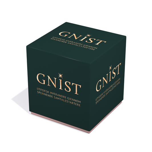Dark grønn Gnist samtalekort kube med gullskimrende lettering for gode parsamtalen