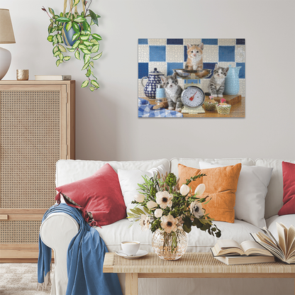 Søte katter puslespill hengt på vegg