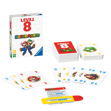 Super Mario Level 8 kortspill eske med spillkort, poengtavle og spillmateriell spredt ut