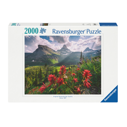 Uberørte Fjell 2000 brikker Ravensburger puslespill eske med fjelllandskap og blomster motiv